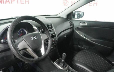Hyundai Solaris II рестайлинг, 2015 год, 958 000 рублей, 9 фотография