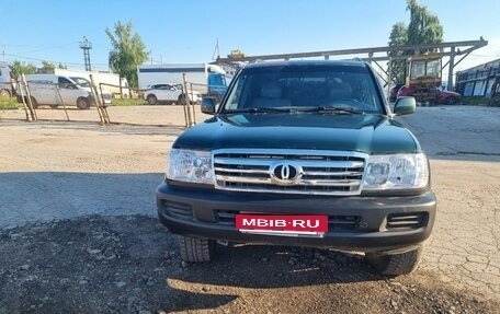 Toyota Land Cruiser 100 рестайлинг 2, 2000 год, 980 000 рублей, 1 фотография