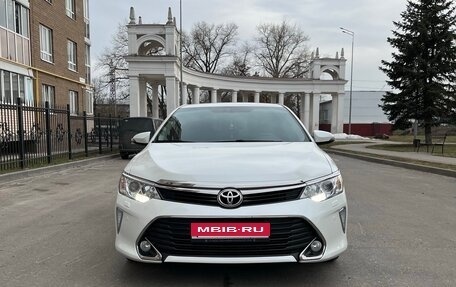 Toyota Camry, 2017 год, 2 300 000 рублей, 1 фотография