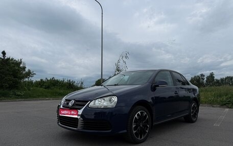 Volkswagen Jetta VI, 2010 год, 700 000 рублей, 1 фотография