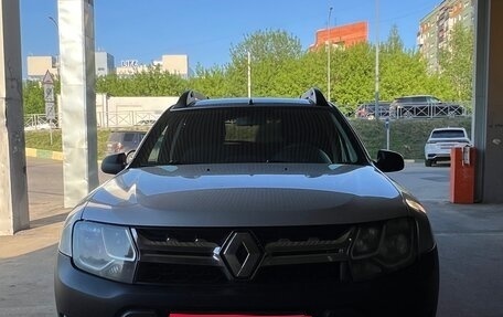 Renault Duster I рестайлинг, 2015 год, 915 000 рублей, 1 фотография