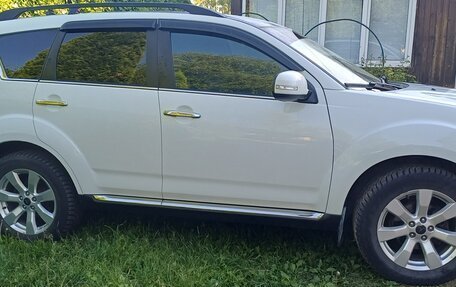 Mitsubishi Outlander III рестайлинг 3, 2012 год, 1 450 000 рублей, 2 фотография