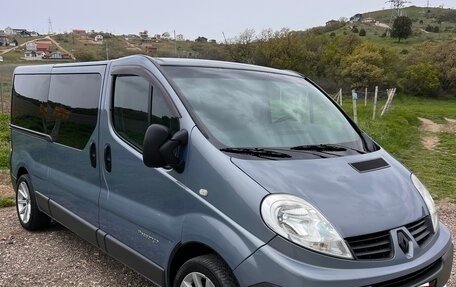 Renault Trafic, 2009 год, 1 820 000 рублей, 3 фотография