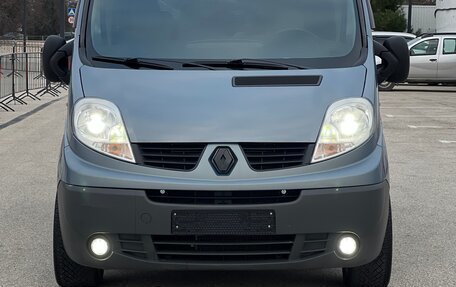 Renault Trafic, 2009 год, 1 820 000 рублей, 18 фотография