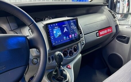 Renault Trafic, 2009 год, 1 820 000 рублей, 11 фотография