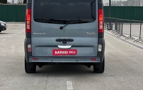 Renault Trafic, 2009 год, 1 820 000 рублей, 15 фотография