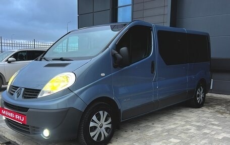 Renault Trafic, 2009 год, 1 820 000 рублей, 25 фотография