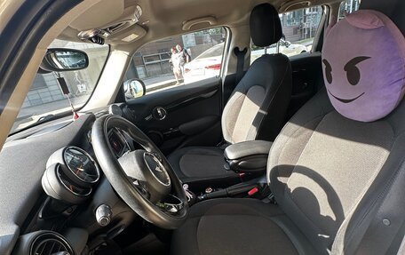 MINI Hatch, 2019 год, 1 800 000 рублей, 6 фотография