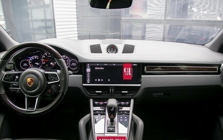 Porsche Cayenne III, 2018 год, 6 990 000 рублей, 14 фотография