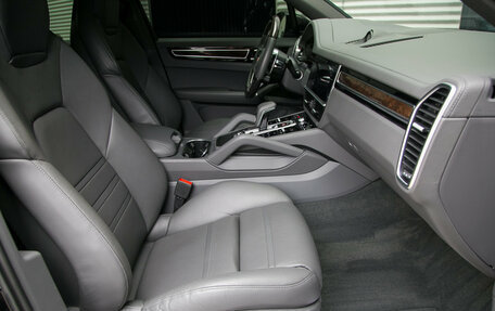 Porsche Cayenne III, 2018 год, 6 990 000 рублей, 33 фотография