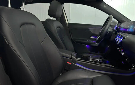 Mercedes-Benz A-Класс, 2022 год, 1 823 003 рублей, 17 фотография