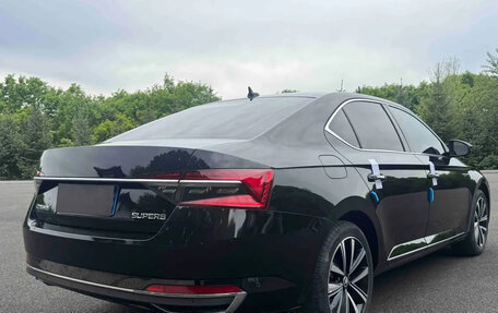 Skoda Superb III рестайлинг, 2022 год, 1 844 003 рублей, 6 фотография