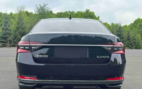 Skoda Superb III рестайлинг, 2022 год, 1 844 003 рублей, 5 фотография