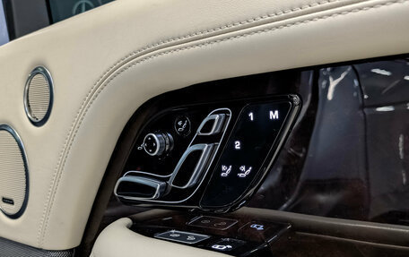 Land Rover Range Rover IV рестайлинг, 2019 год, 7 770 000 рублей, 30 фотография