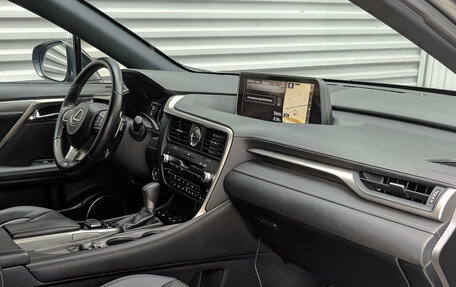 Lexus RX IV рестайлинг, 2019 год, 4 200 000 рублей, 13 фотография