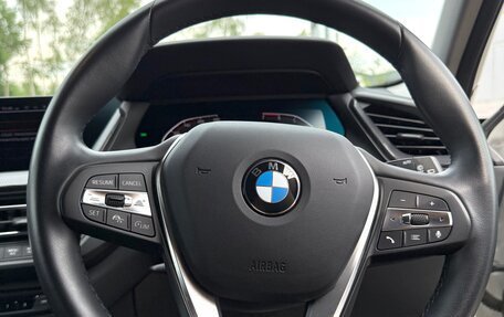 BMW 1 серия, 2020 год, 2 860 000 рублей, 21 фотография