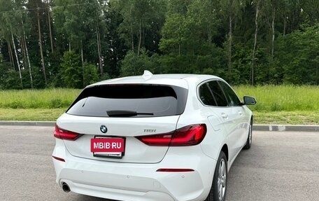 BMW 1 серия, 2020 год, 2 860 000 рублей, 26 фотография