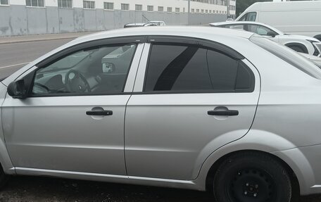 Chevrolet Aveo III, 2011 год, 300 000 рублей, 2 фотография