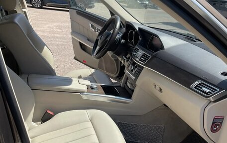 Mercedes-Benz E-Класс, 2013 год, 1 680 000 рублей, 4 фотография