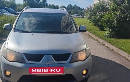 Mitsubishi Outlander III рестайлинг 3, 2008 год, 1 050 000 рублей, 11 фотография
