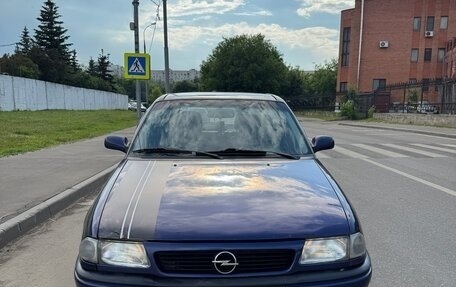 Opel Astra F, 1997 год, 137 000 рублей, 2 фотография