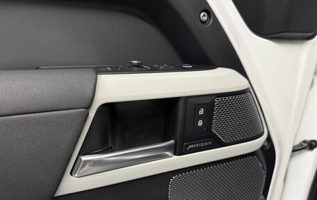 Land Rover Defender II, 2021 год, 4 950 000 рублей, 16 фотография