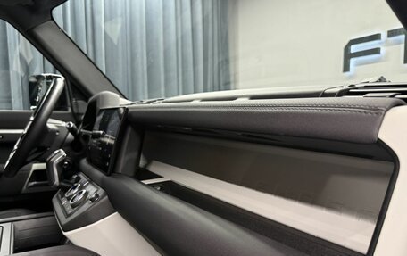 Land Rover Defender II, 2021 год, 4 950 000 рублей, 28 фотография