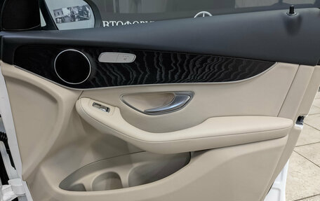 Mercedes-Benz GLC, 2019 год, 4 200 000 рублей, 24 фотография