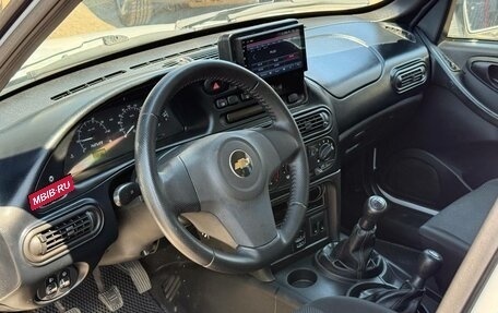 Chevrolet Niva I рестайлинг, 2018 год, 700 000 рублей, 14 фотография