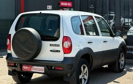 Chevrolet Niva I рестайлинг, 2018 год, 700 000 рублей, 12 фотография