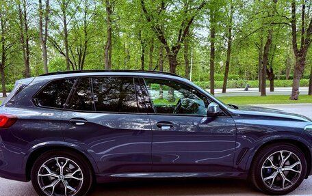 BMW X5, 2020 год, 5 990 000 рублей, 2 фотография