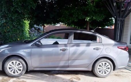 KIA Rio IV, 2017 год, 1 250 000 рублей, 2 фотография