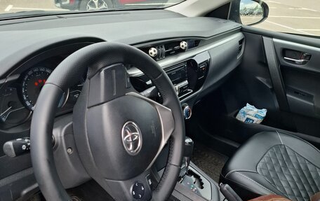 Toyota Corolla, 2015 год, 1 200 000 рублей, 13 фотография
