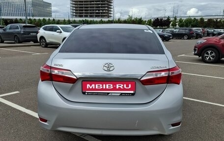 Toyota Corolla, 2015 год, 1 200 000 рублей, 10 фотография