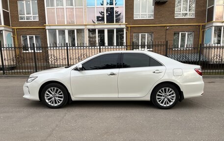 Toyota Camry, 2017 год, 2 300 000 рублей, 7 фотография