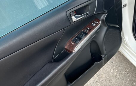 Toyota Camry, 2017 год, 2 300 000 рублей, 18 фотография