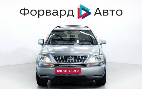 Lexus RX IV рестайлинг, 2001 год, 725 000 рублей, 2 фотография