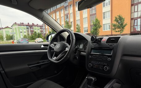 Volkswagen Jetta VI, 2010 год, 700 000 рублей, 14 фотография