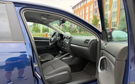 Volkswagen Jetta VI, 2010 год, 700 000 рублей, 15 фотография