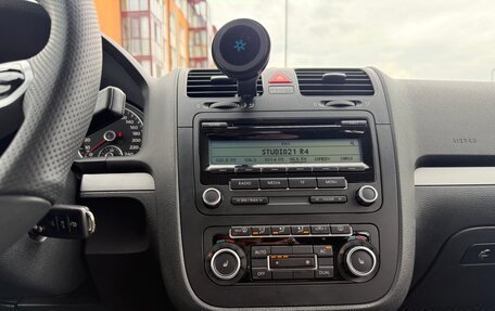 Volkswagen Jetta VI, 2010 год, 700 000 рублей, 17 фотография