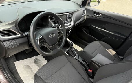 Hyundai Solaris II рестайлинг, 2018 год, 1 100 000 рублей, 7 фотография