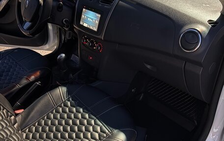 Renault Logan II, 2015 год, 850 000 рублей, 8 фотография