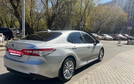 Toyota Camry, 2018 год, 2 460 000 рублей, 6 фотография