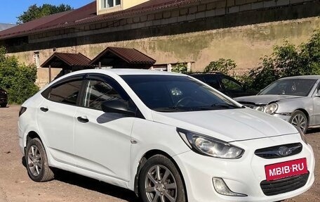 Hyundai Solaris II рестайлинг, 2013 год, 560 000 рублей, 8 фотография