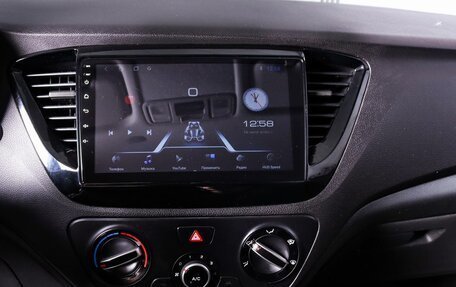 Hyundai Solaris II рестайлинг, 2017 год, 1 220 000 рублей, 9 фотография