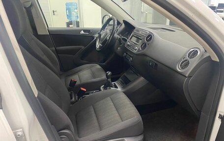 Volkswagen Tiguan I, 2014 год, 996 000 рублей, 16 фотография