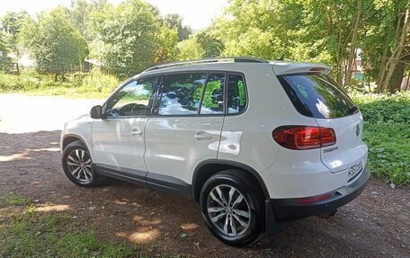Volkswagen Tiguan I, 2016 год, 2 350 000 рублей, 4 фотография