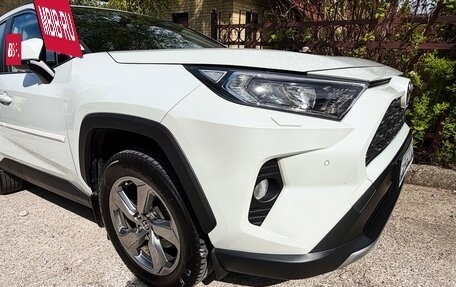 Toyota RAV4, 2021 год, 3 310 000 рублей, 11 фотография