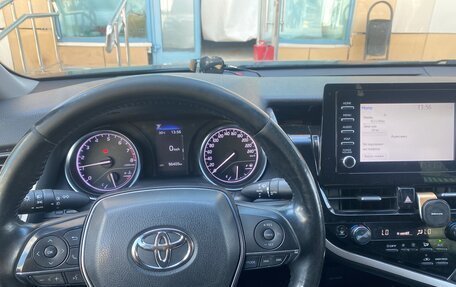 Toyota Camry, 2022 год, 2 500 000 рублей, 8 фотография