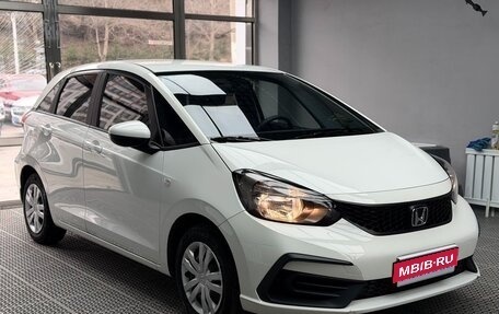 Honda Fit, 2021 год, 1 110 000 рублей, 1 фотография